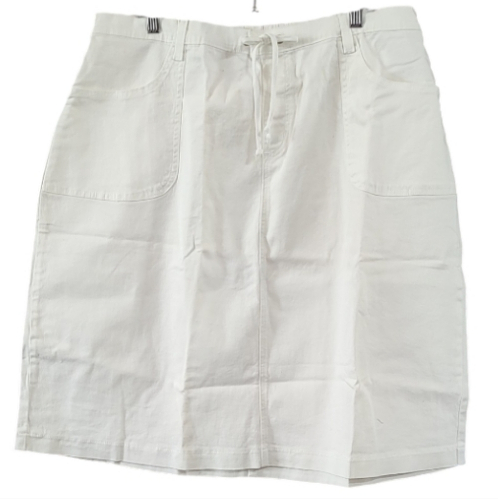 D&Co White Denim Skirt